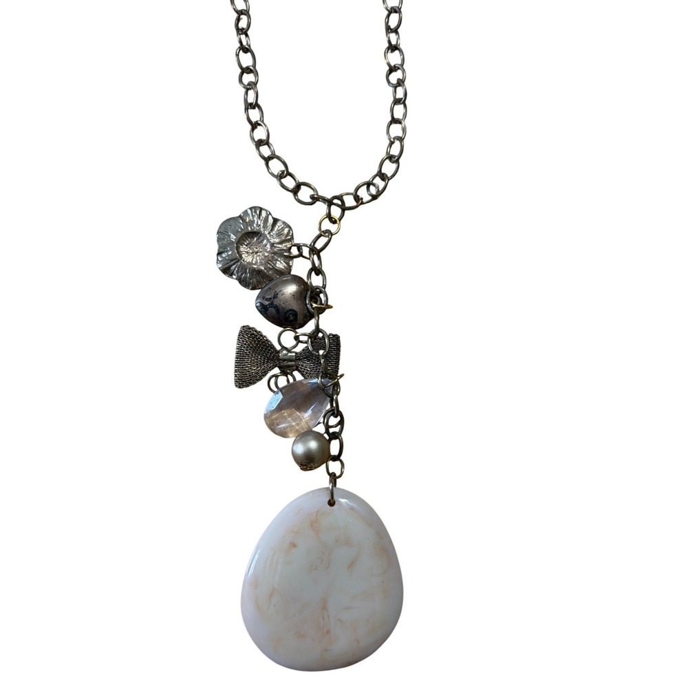 Boho Eclectic Mixed Charm Necklace Brass Tone Flower Heart Bow Resin Pendant‎